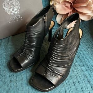 Vince Camuto Black Size 8 heels